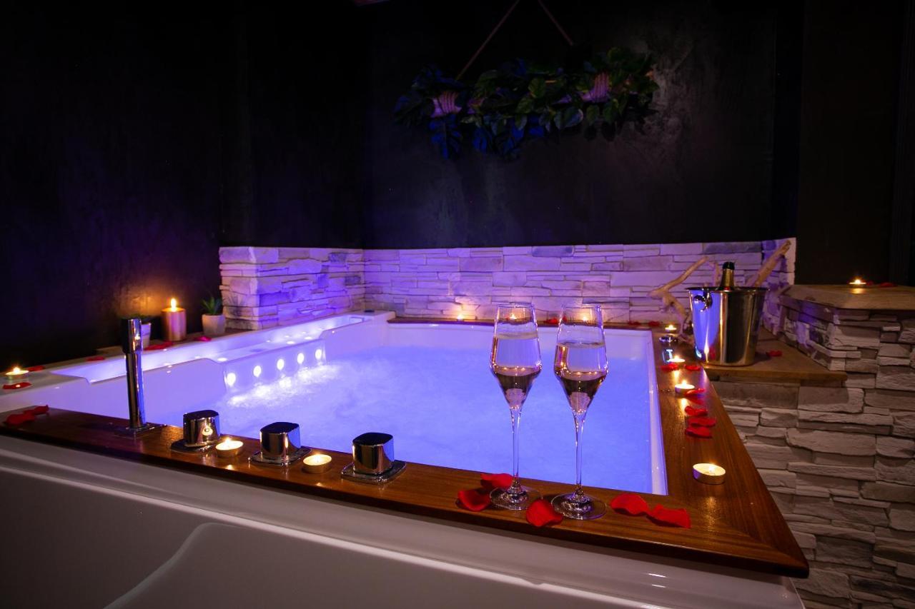Le Lodge Des Charmes 5 Etoiles Leves Εξωτερικό φωτογραφία