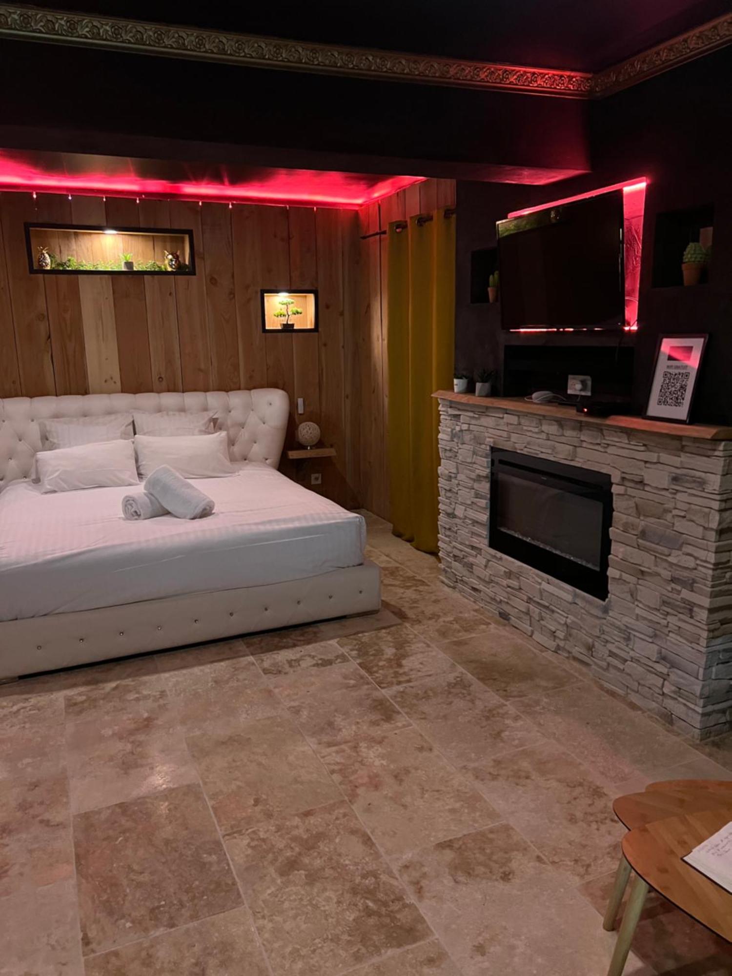 Le Lodge Des Charmes 5 Etoiles Leves Εξωτερικό φωτογραφία