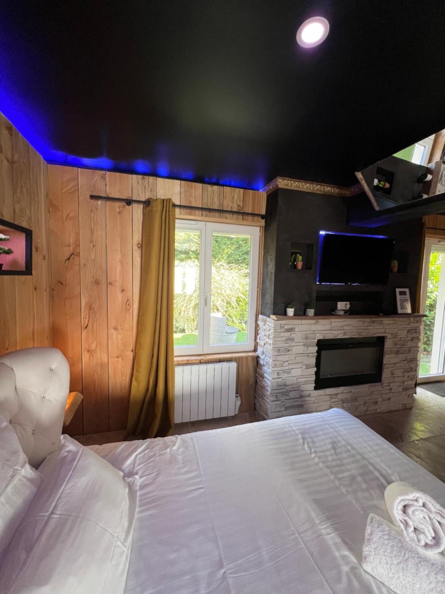 Le Lodge Des Charmes 5 Etoiles Leves Εξωτερικό φωτογραφία