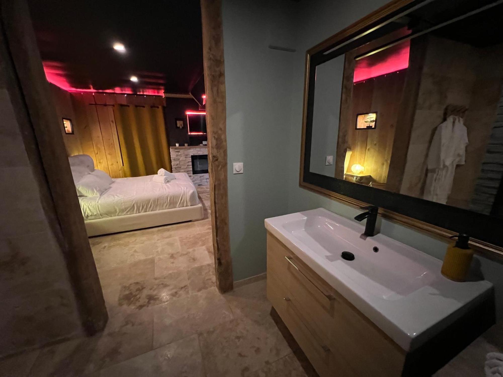 Le Lodge Des Charmes 5 Etoiles Leves Εξωτερικό φωτογραφία